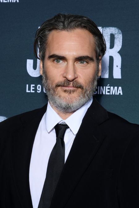 Joaquin reported the feelings of fatigue, social isolation, and obsessiveness about food and weight following dramatic weight loss.